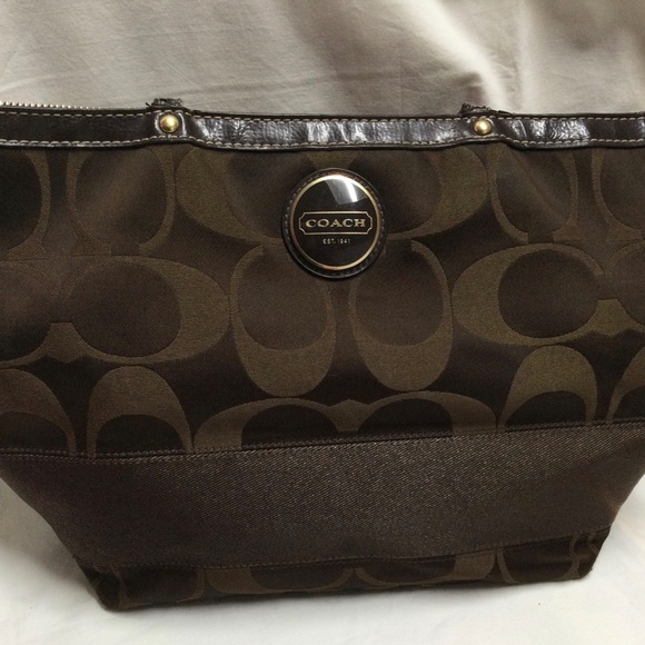 Coach Purse. Canvas - Picture 16 of 16